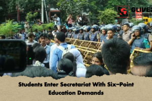 Students Enter Secretariat With Six-Point Education Demands