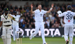 England Crush Pakistan by an Innings in Leeds