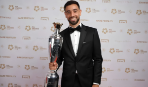 Fernandes Becomes Second Portuguese PFA Player of the Year After Ronaldo