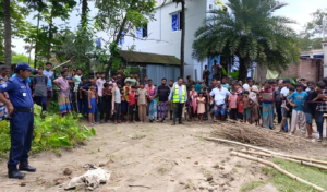 Ten Landmine Like Objects Found in Gangni Disposal Unit Alerted Ten Landmine-Like Objects Found in Gangni, Disposal Unit Alerted