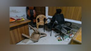22 Teenagers Leave Cumilla Police Station After Door Is Broken
