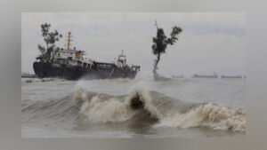 Deep Depression Over Bay Brings Rough Seas and Strong Winds