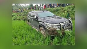 Minister, Wife Injured After Car Crashes Into Paddy Field