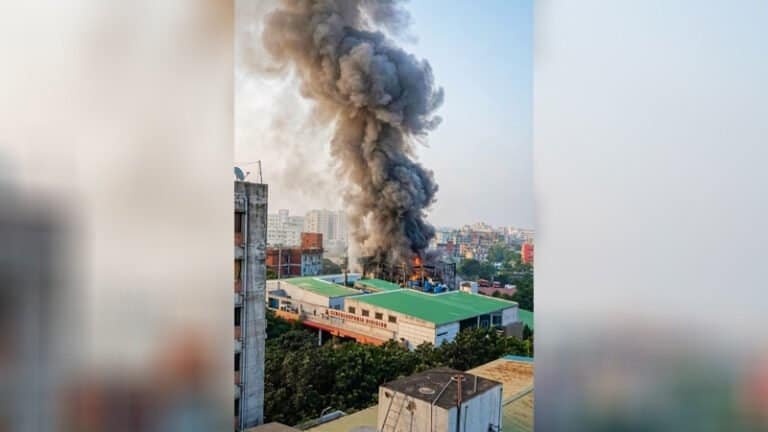 Fire Breaks aOut at Ibn Sina Pharmaceutical Plant in Gazipur