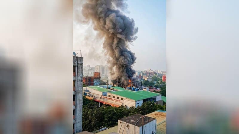 Fire Breaks aOut at Ibn Sina Pharmaceutical Plant in Gazipur