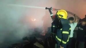 One Dead After Fire Engulfs Plastic Factory in Keraniganj